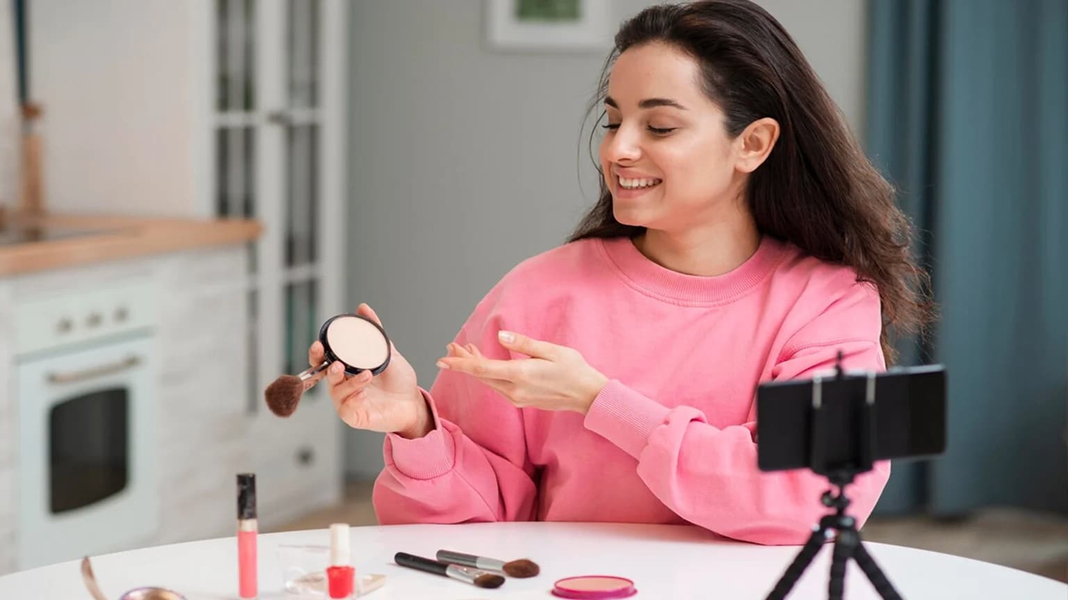How Social Media Marketing Helps Beauty Brands Reach More Customers